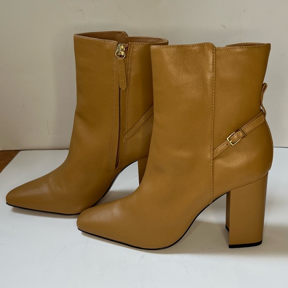NEW SCHUTZ Nappa Leather Bootie size 8 - Picture 9 of 11